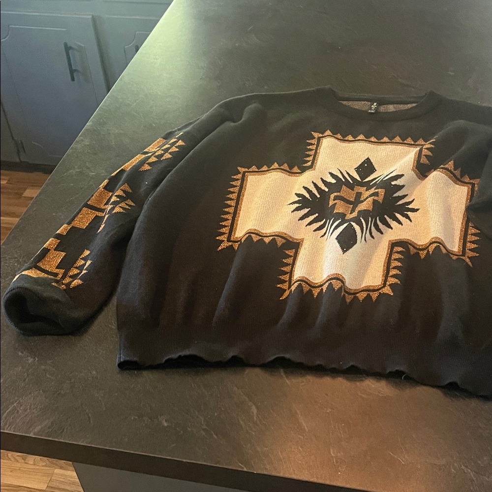 Geometric Black and Tan Crewneck Sweater